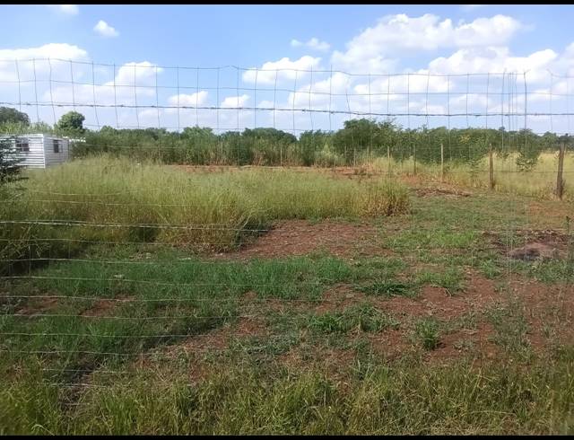 1,325M² VACANT LAND FOR SALE IN KOOKRUS